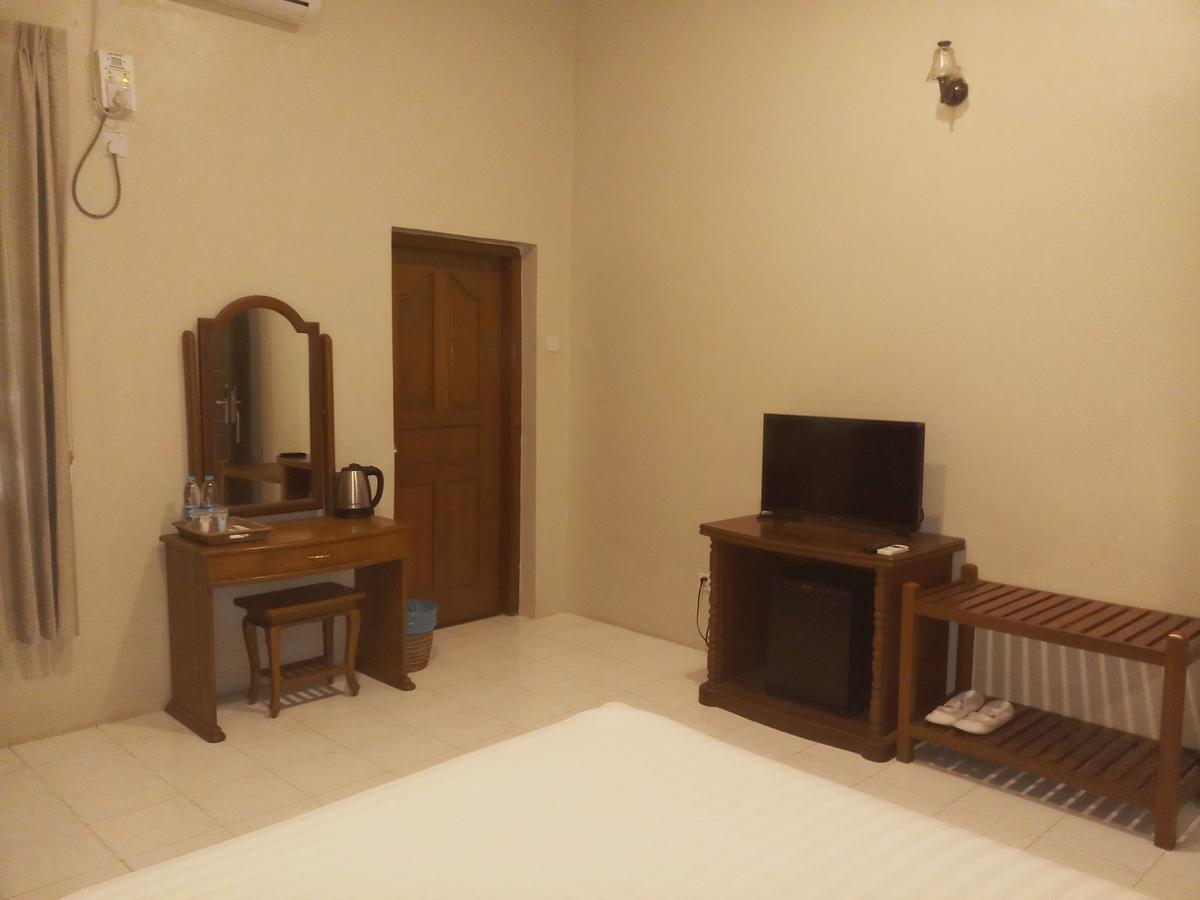 Ruby Garden Hotel Yangon Exterior photo