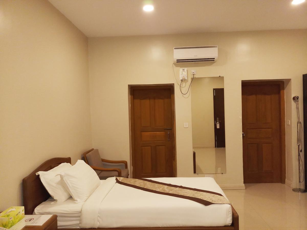 Ruby Garden Hotel Yangon Exterior photo